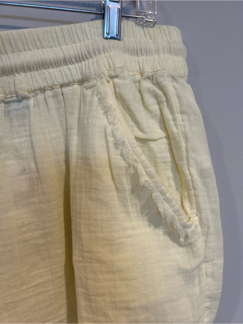 Lane Bryant Yellow Gauze New Beach Summer Shorts Size 16 Pockets - Picture 8 of 9